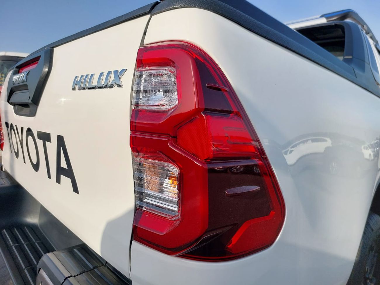 Toyota Hilux TOYOTA HILUX PICK UP RHD 2024 MODEL 2.8 L DIESEL AUTOMATIC(PM53949)