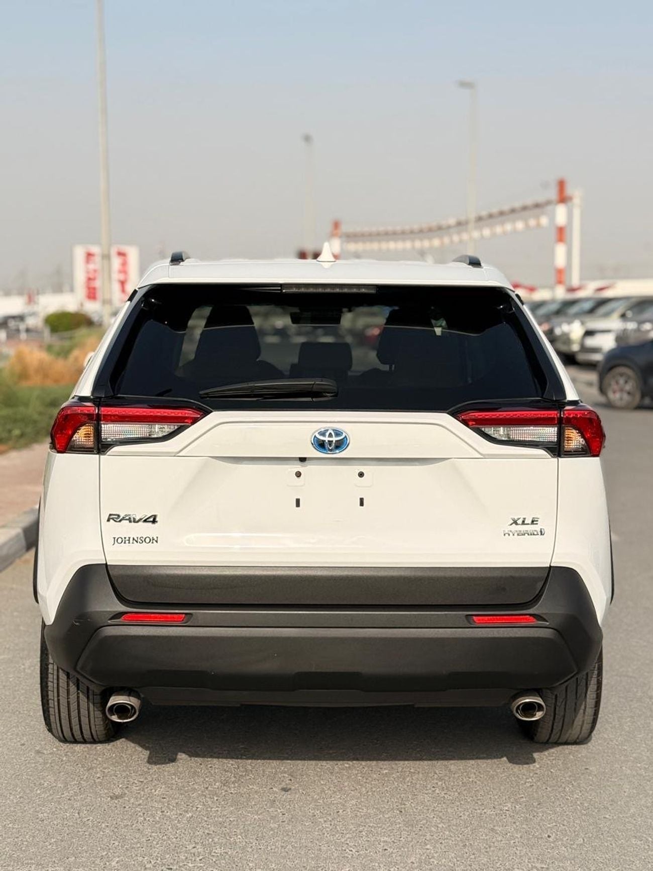 Toyota RAV4 XLE HEV Hybrid XLE 2.5L