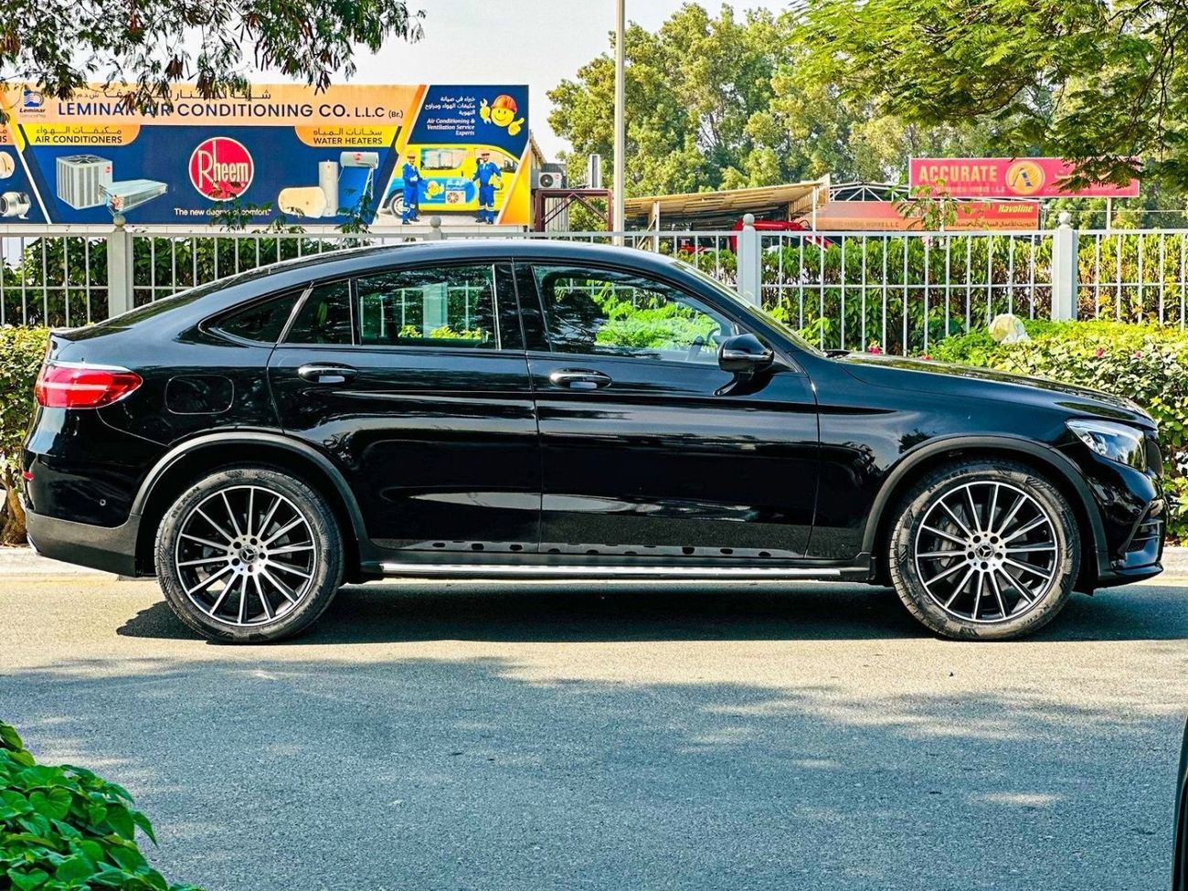 Mercedes Benz GLC250 AMG 2.0L