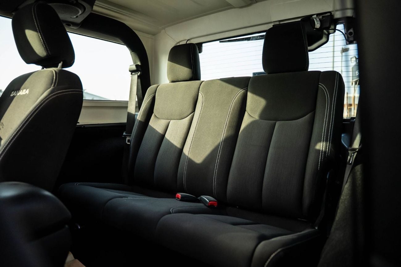 جيب رانجلر Sahara 3.6L A/T