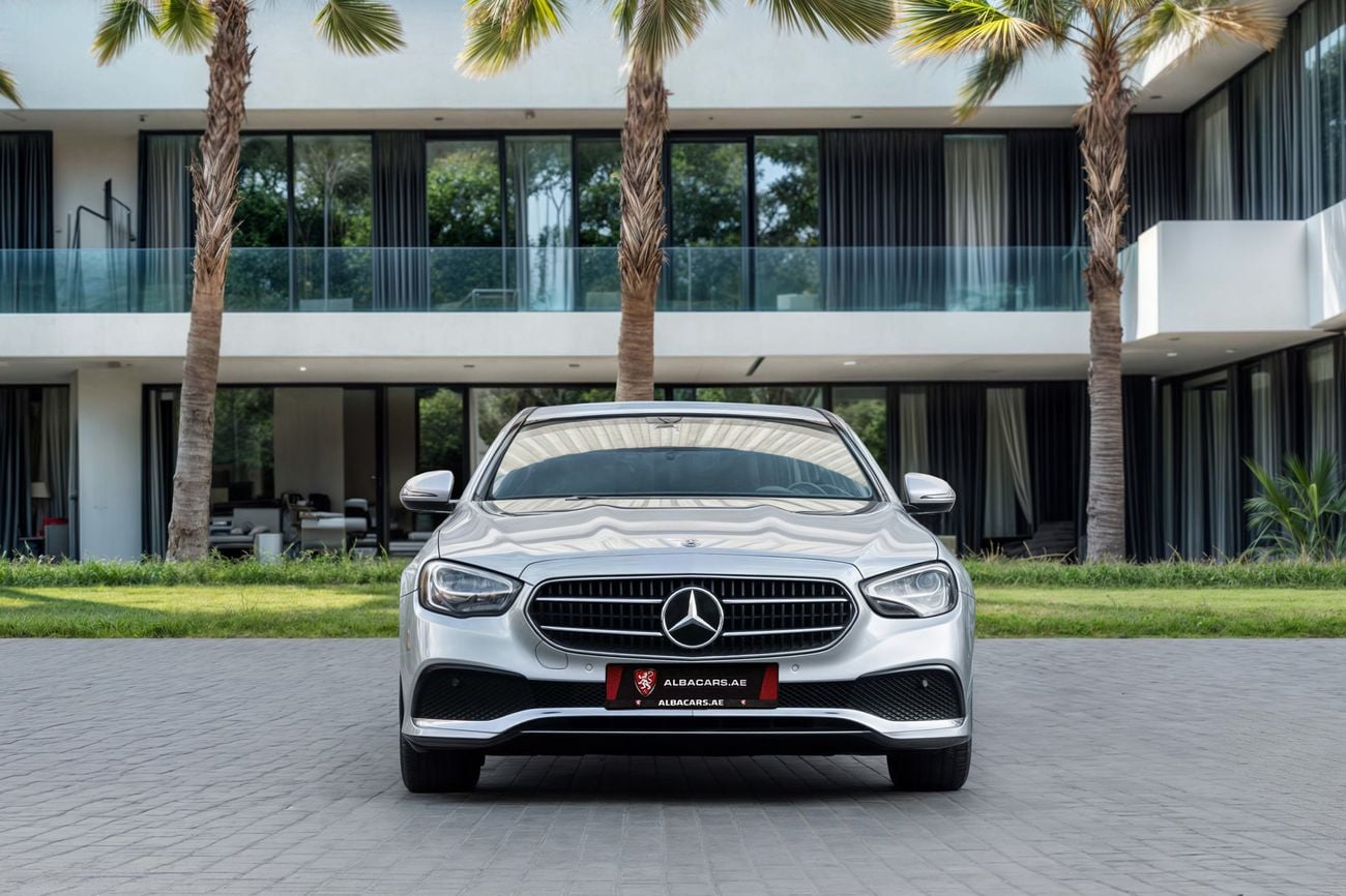 مرسيدس بنز E300 E300 | 2,350 P.M | 0% Downpayment | Under Warranty | Pristine!