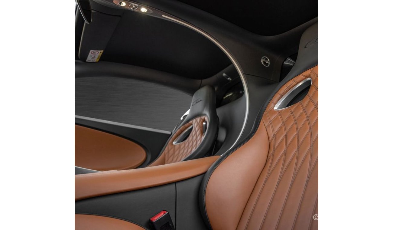 Bugatti Chiron Visible Grey Carbon