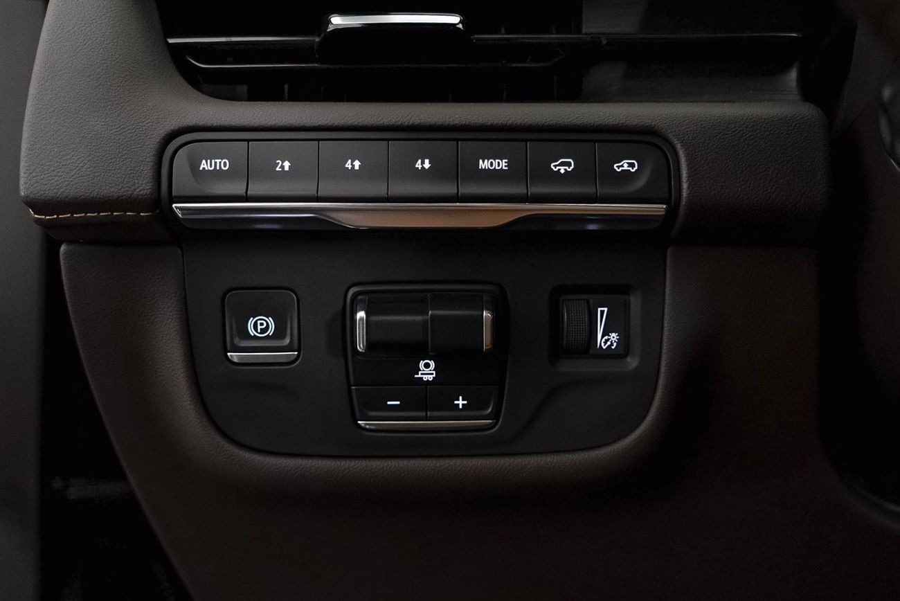 Cadillac Escalade Sport 6.2L 4WD