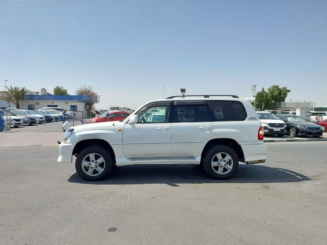 تويوتا لاند كروزر TOYOTA LAND CRUISER SUV RHD 2005 MODEL 4.2 L DIESEL AUTOMATIC(PM27948)