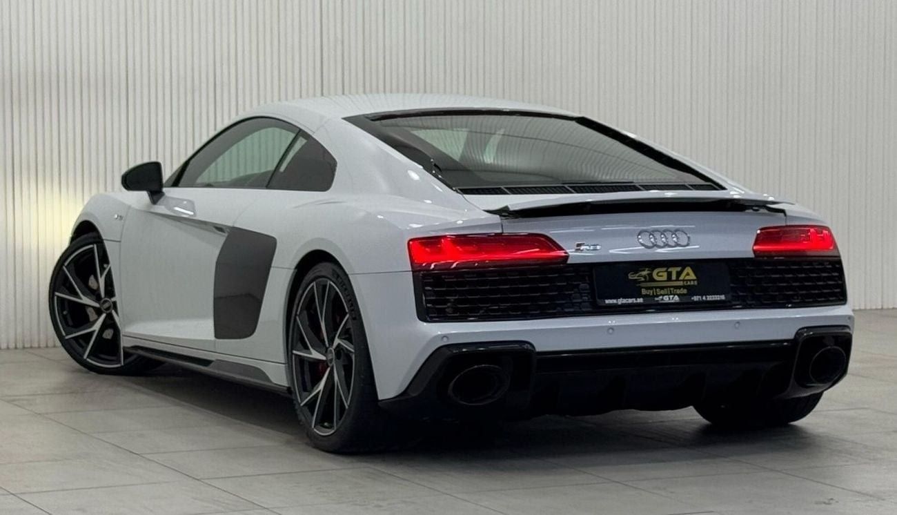 أودي R8 Std 5.2L (533 HP) 2021 Audi R8 V10, 2026 Audi Warranty, Audi Service Pack, Very Low Kms, GCC