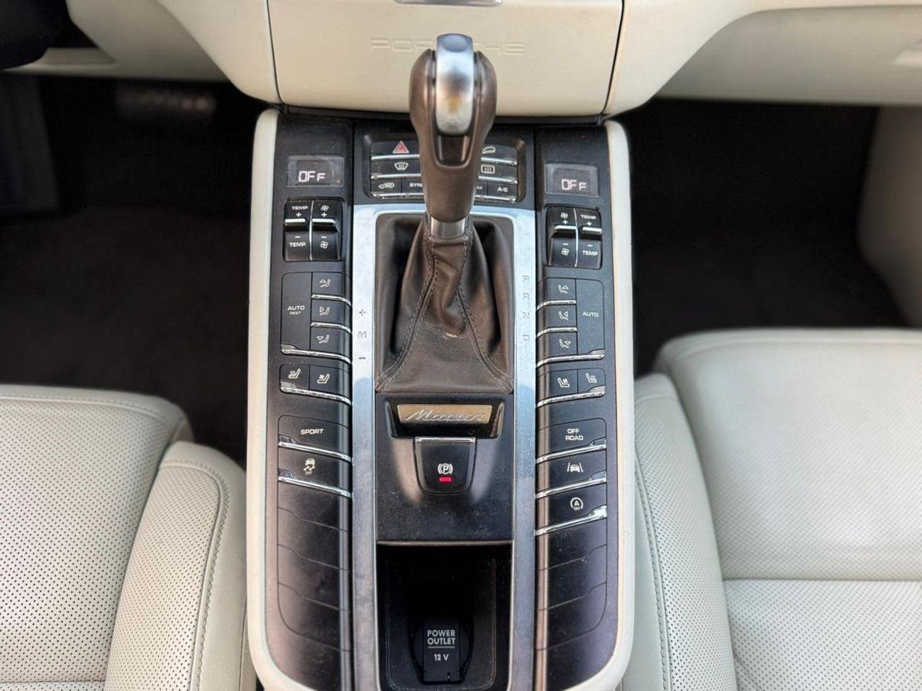 Porsche Macan Std 2.0L (252 HP)