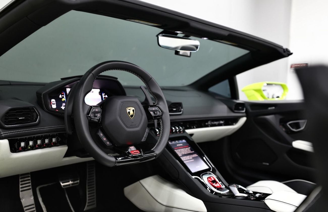Lamborghini Huracan EVO SPYDER