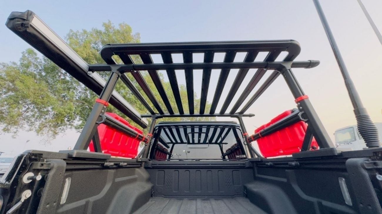 جيب جلادياتور -