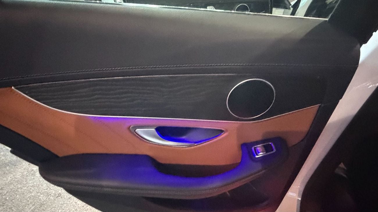 مرسيدس بنز C 200