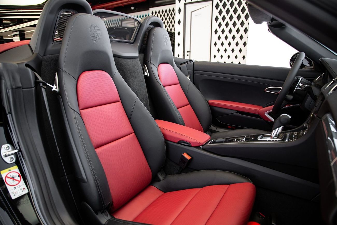 Porsche 718 Boxster STYLE EDITION | WARRANTY FEB 2026