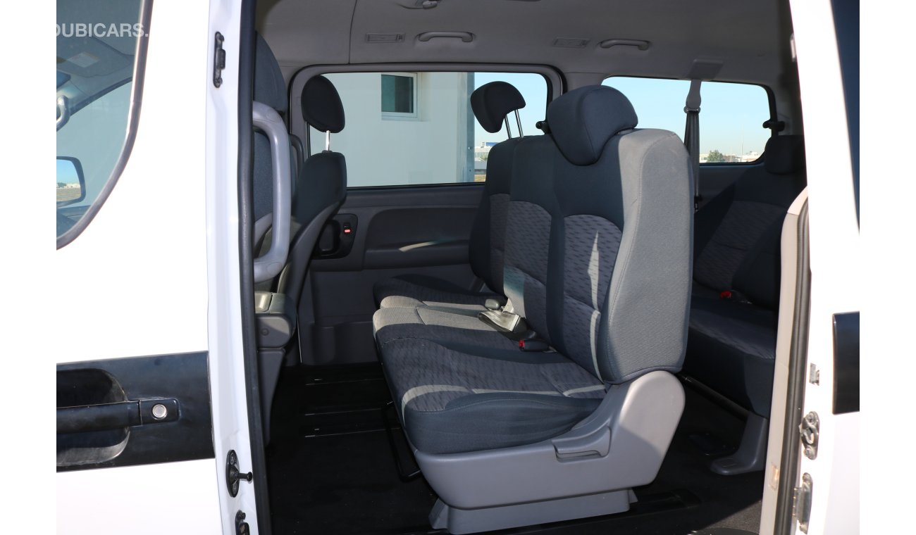 هيونداي H-1 9 SEATER AUTOMATIC PASSENGER VAN WITH GCC SPEC