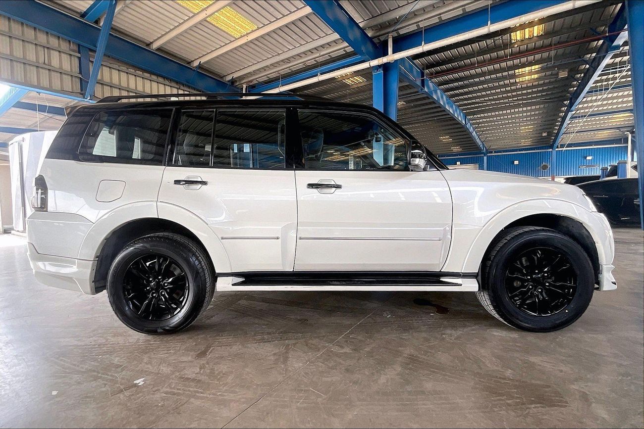 Mitsubishi Pajero Signature Edition | Guaranteed Warranty | 0 Down Payment