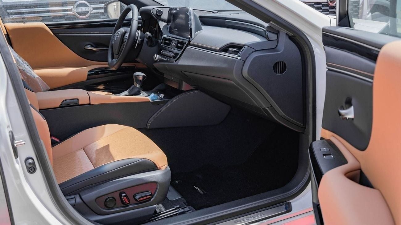 Lexus ES300h 2025 Lexus ES300h 2.5L AT Hybrid (White)