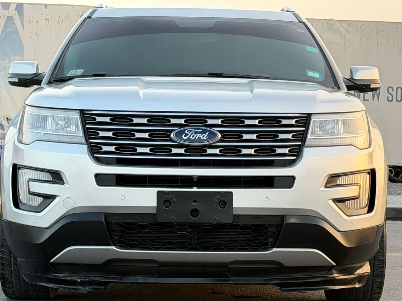 Ford Explorer top-of-the-line model, fully loaded with panoramic