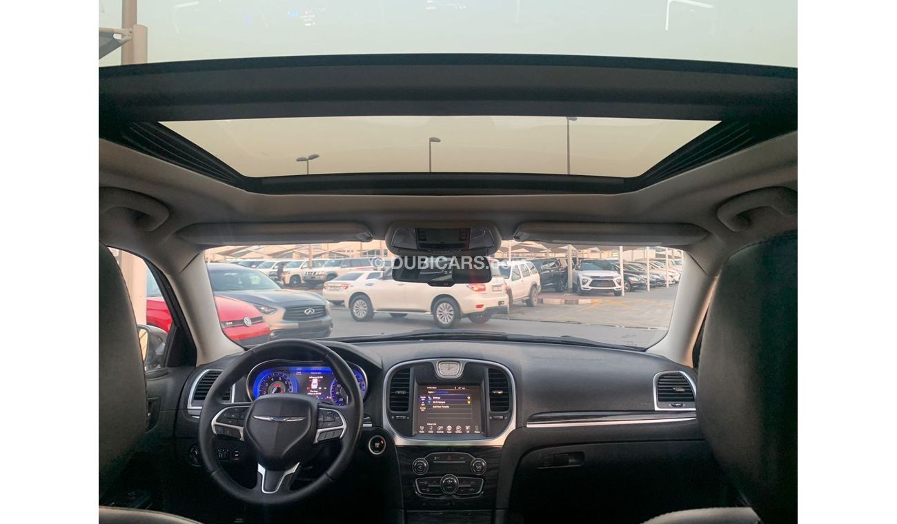 Chrysler 300C Std Chrysler C300_2016_Excellent_Condition _Full option