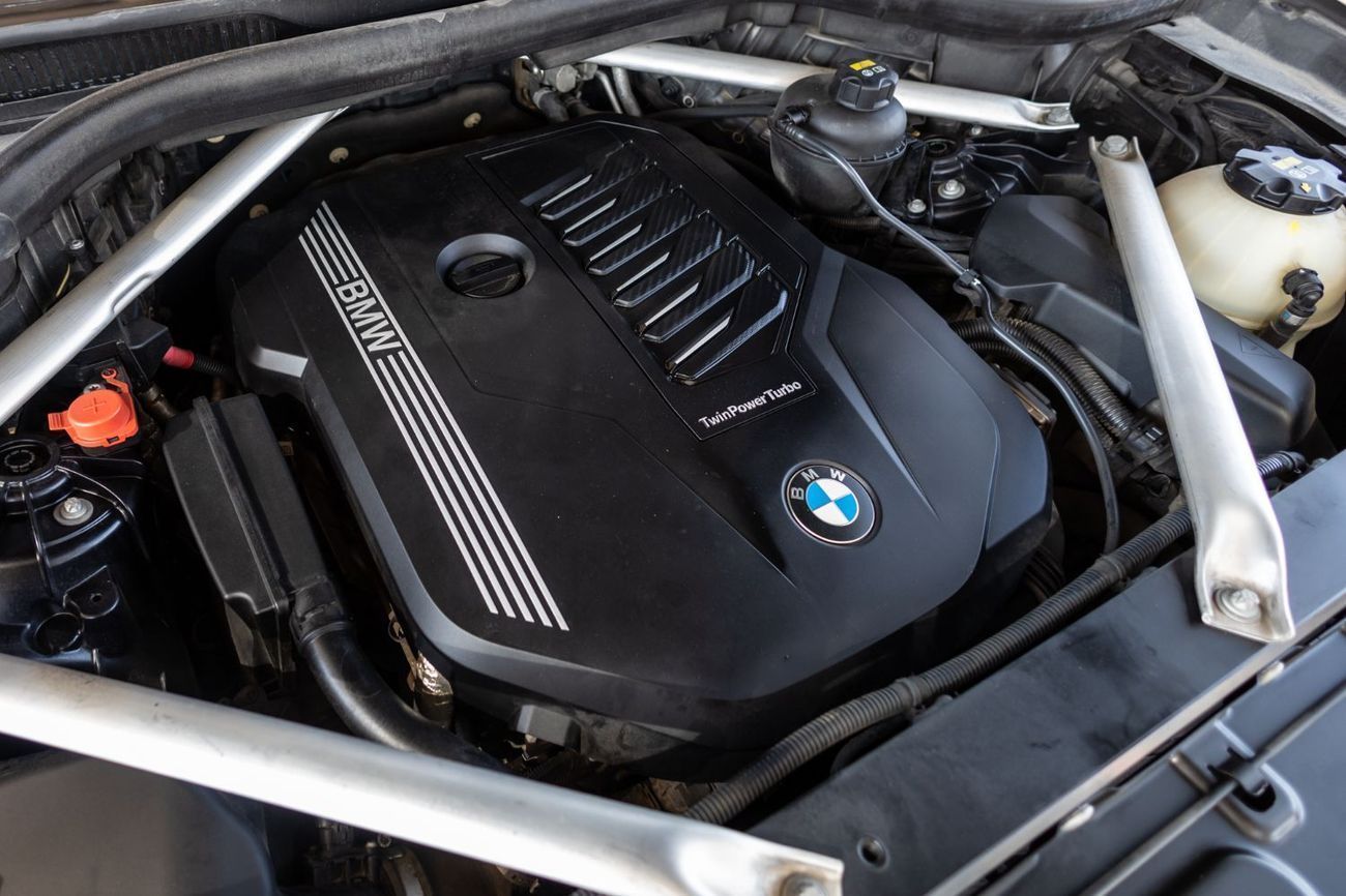 بي أم دبليو X6 40i M Sport 3.0L