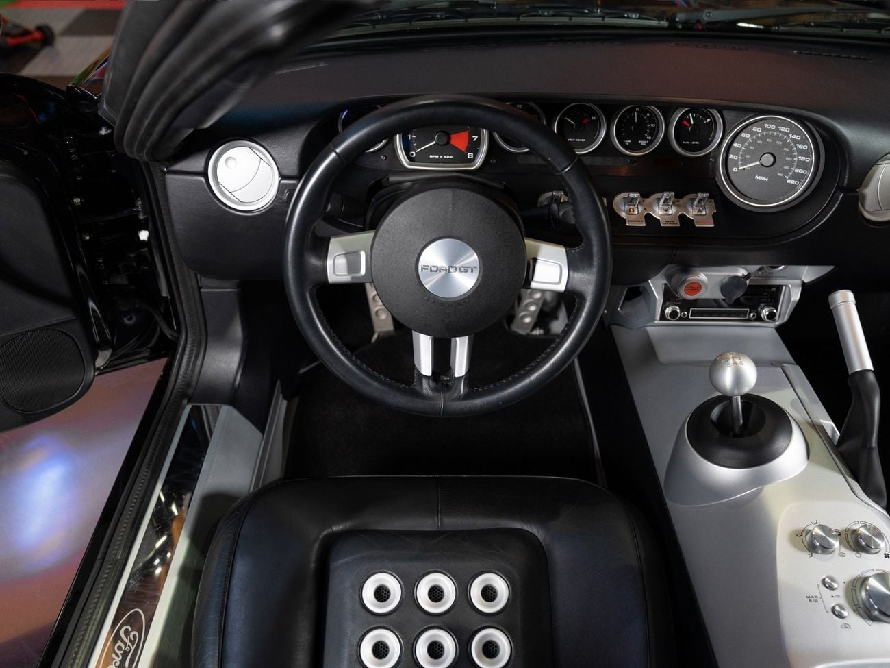 Ford GT Rare 1 of 14 Stripe Delete