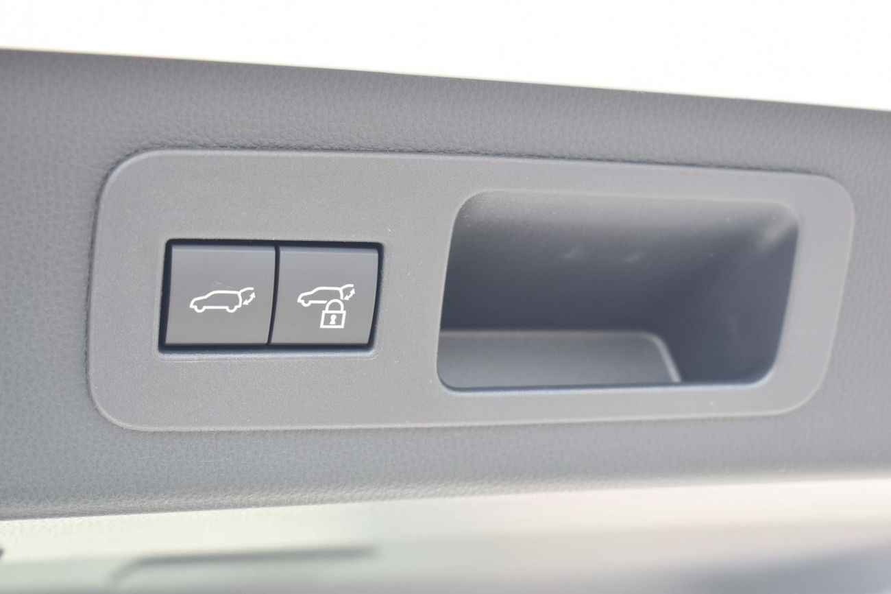 Toyota Land Cruiser GR-S 3.3L