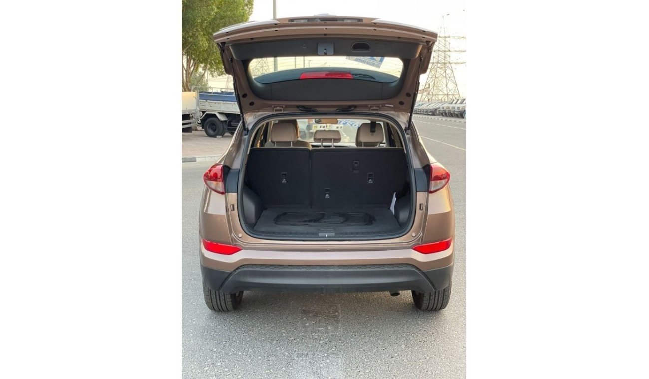 Hyundai Tucson *SALE* Hyundai Tucson GDI 2.0L / EXPORT ONLY / فقط للتصدير