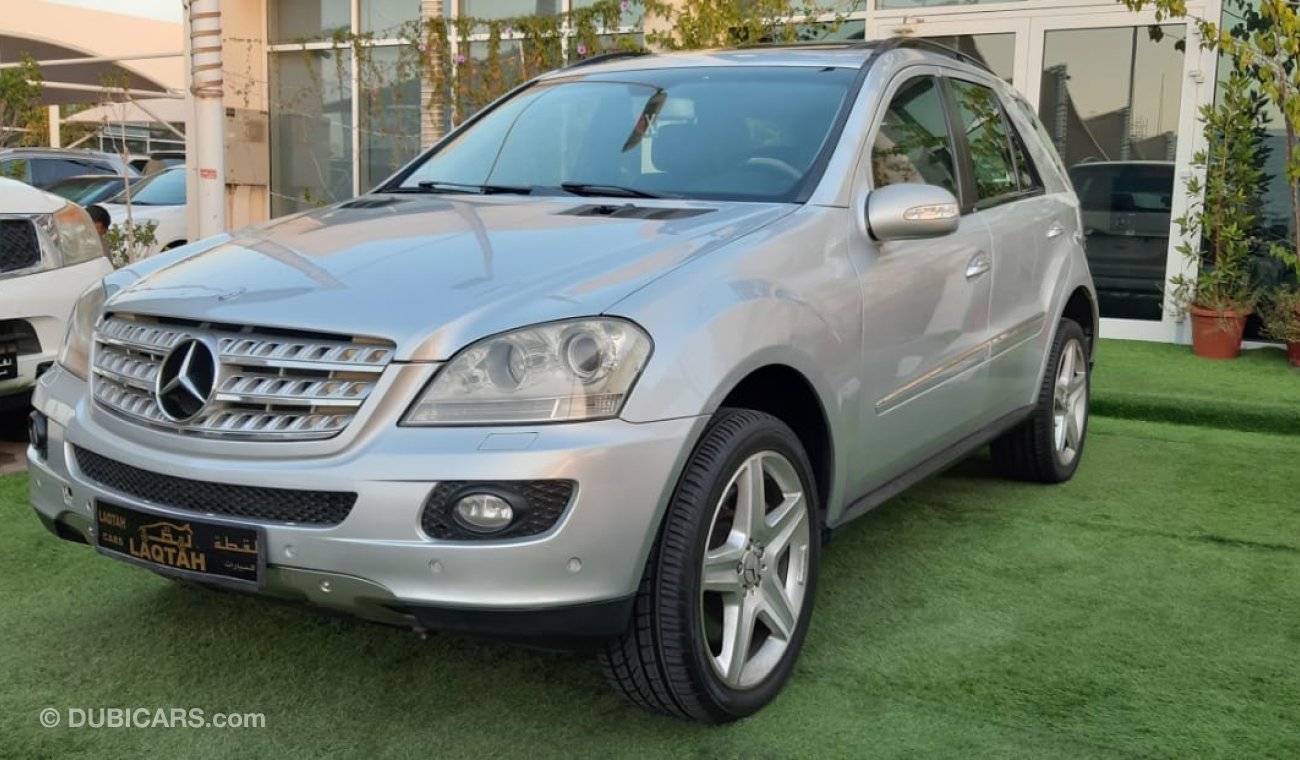 Mercedes-Benz ML 500 خليجى - رقم واحد - فتحة - جلد - رنجات - كاميرا خلفية بحالة ممتازة لاتحتاج لاى مصاريف