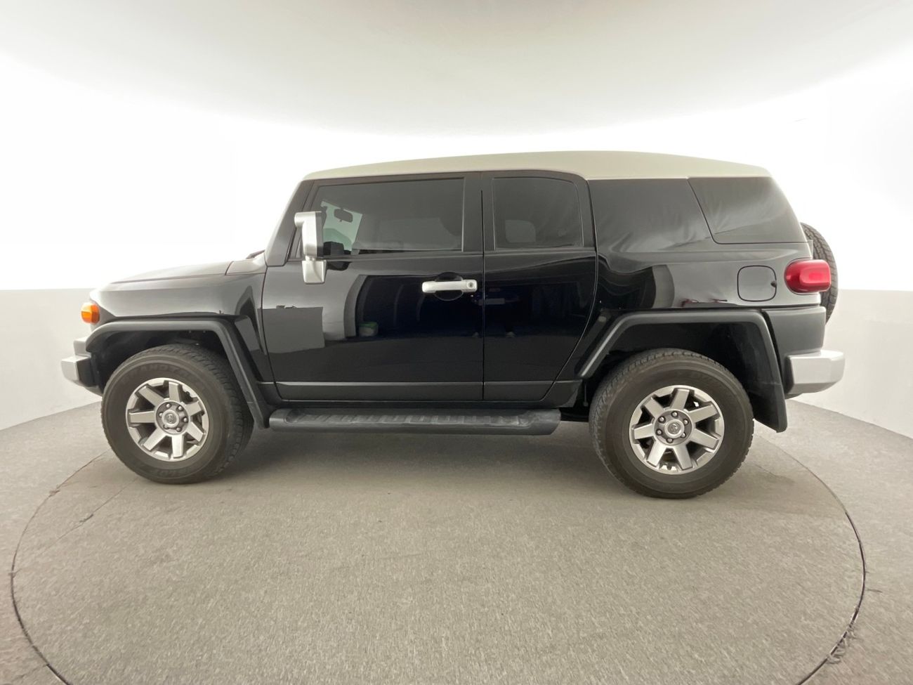 Ford Everest XLT | Guaranteed Warranty | 0 Down Payment