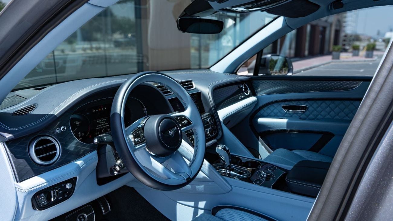 Bentley Bentayga AZURE Bentley Bentayga 2023