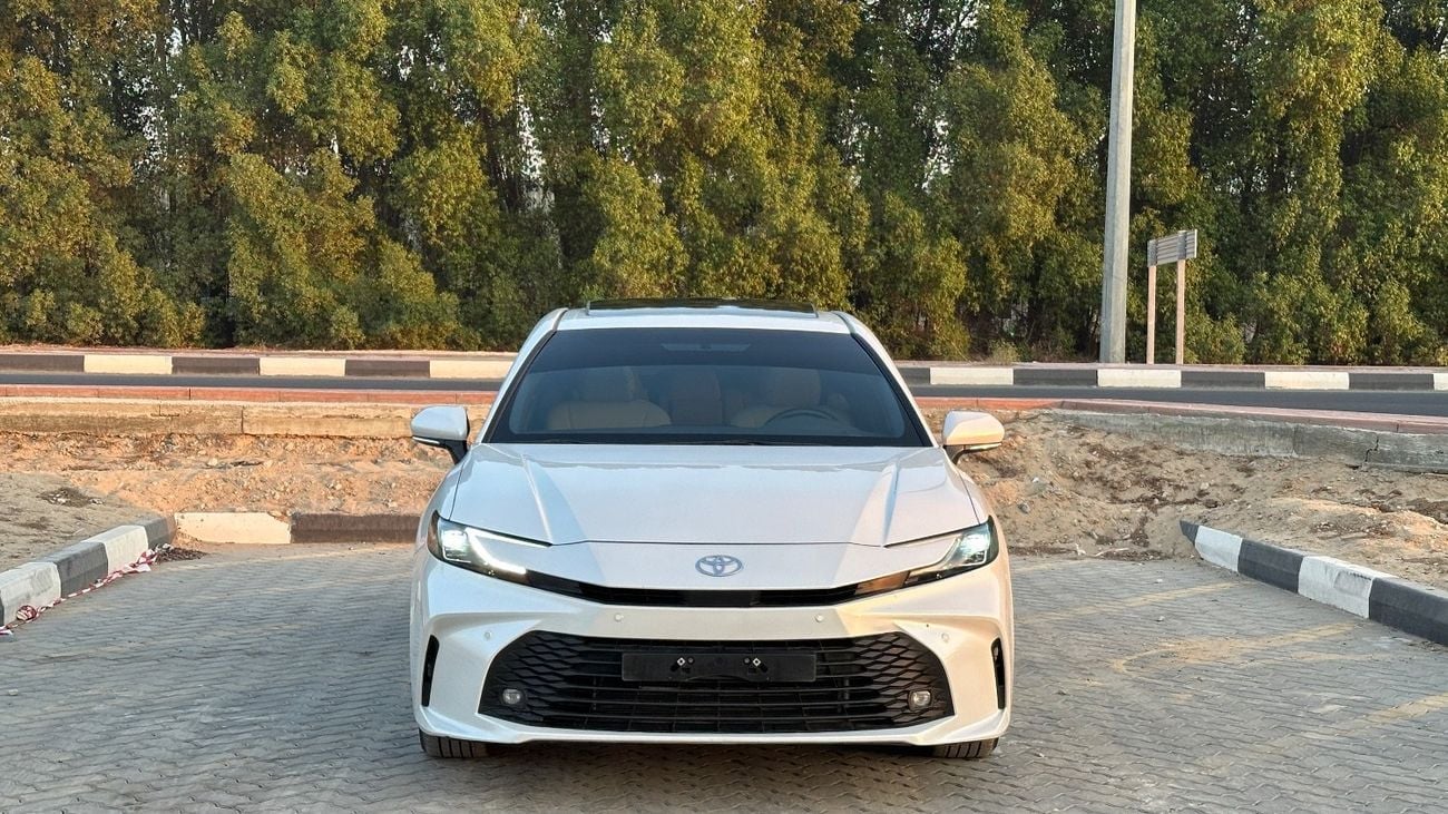 تويوتا كامري GLE 2.5L
