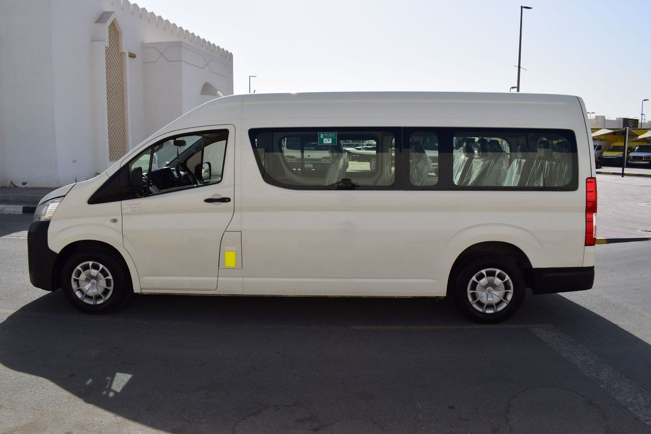 Toyota Hiace Toyota Hiace GL -High Roof Commuter 3.5L M/T, Model:2021. Excellent condition