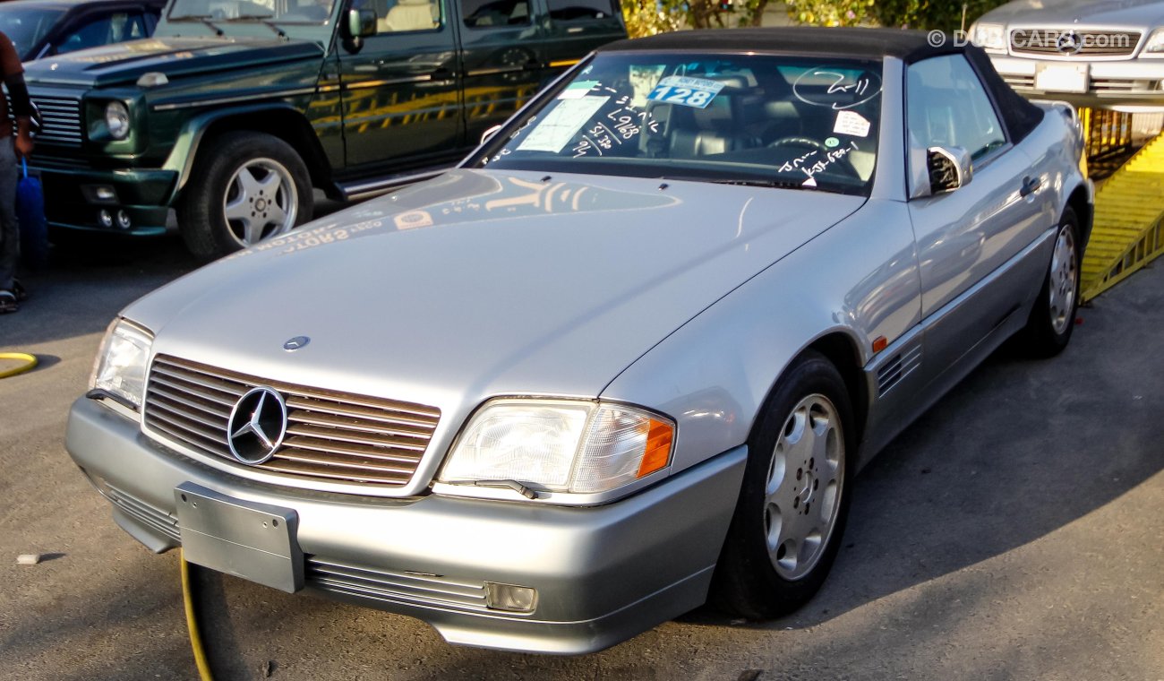 Mercedes-Benz SL 320 With SL 500 Badge