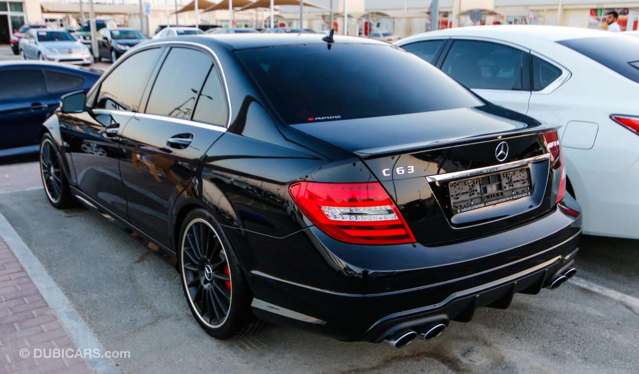 Mercedes-Benz C 63 AMG