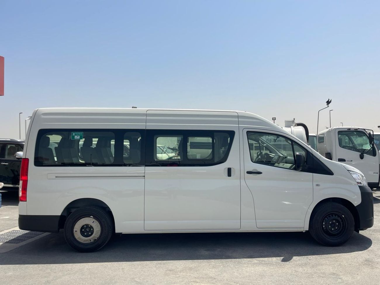 Toyota Hiace DX
