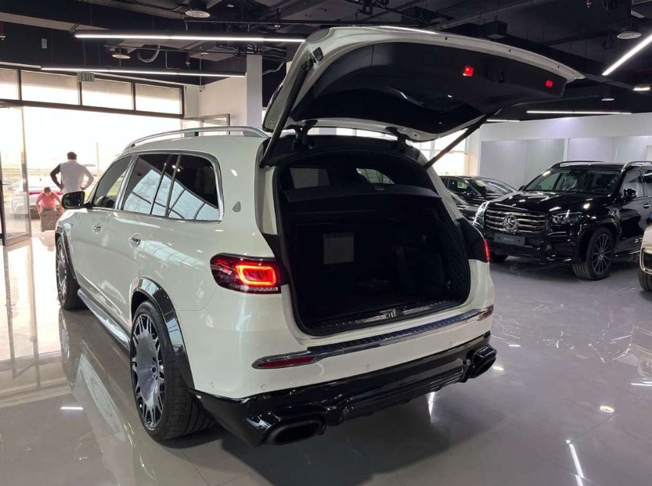 مرسيدس مايباخ gls600 مايباخ
