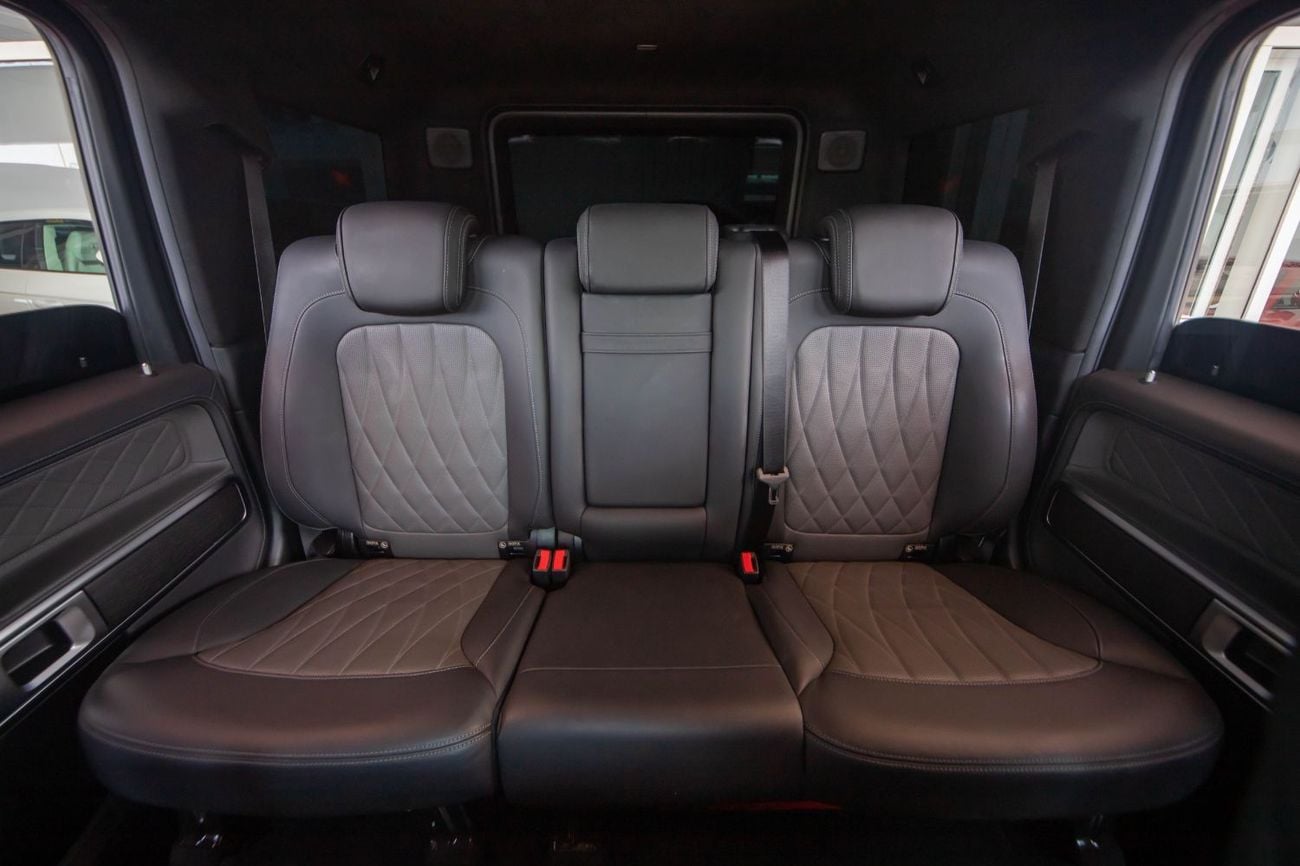 Mercedes-Benz G 63 AMG Std 4.0L