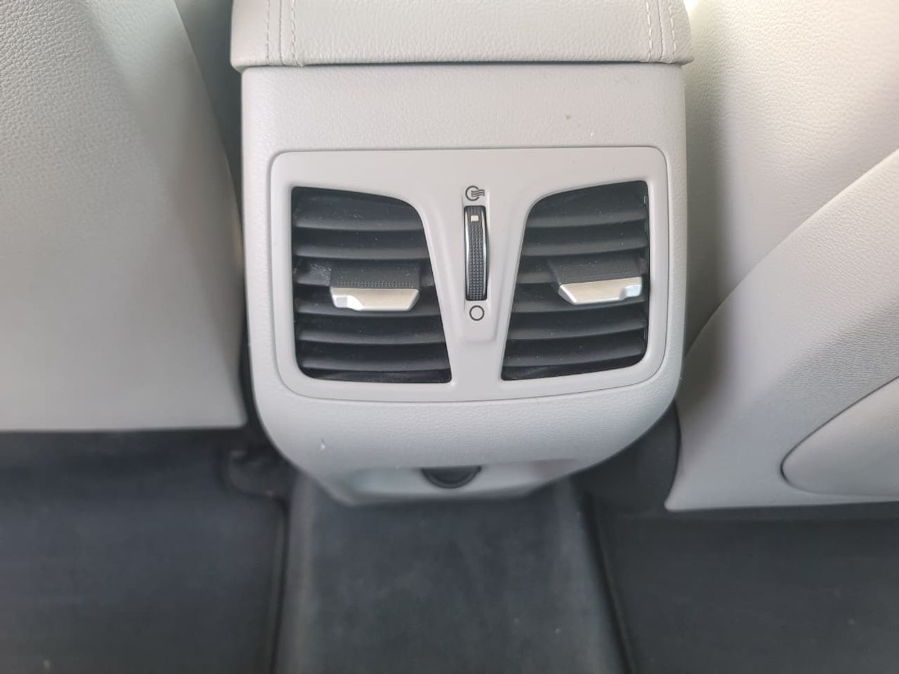 Hyundai Sonata Limited 2.4L