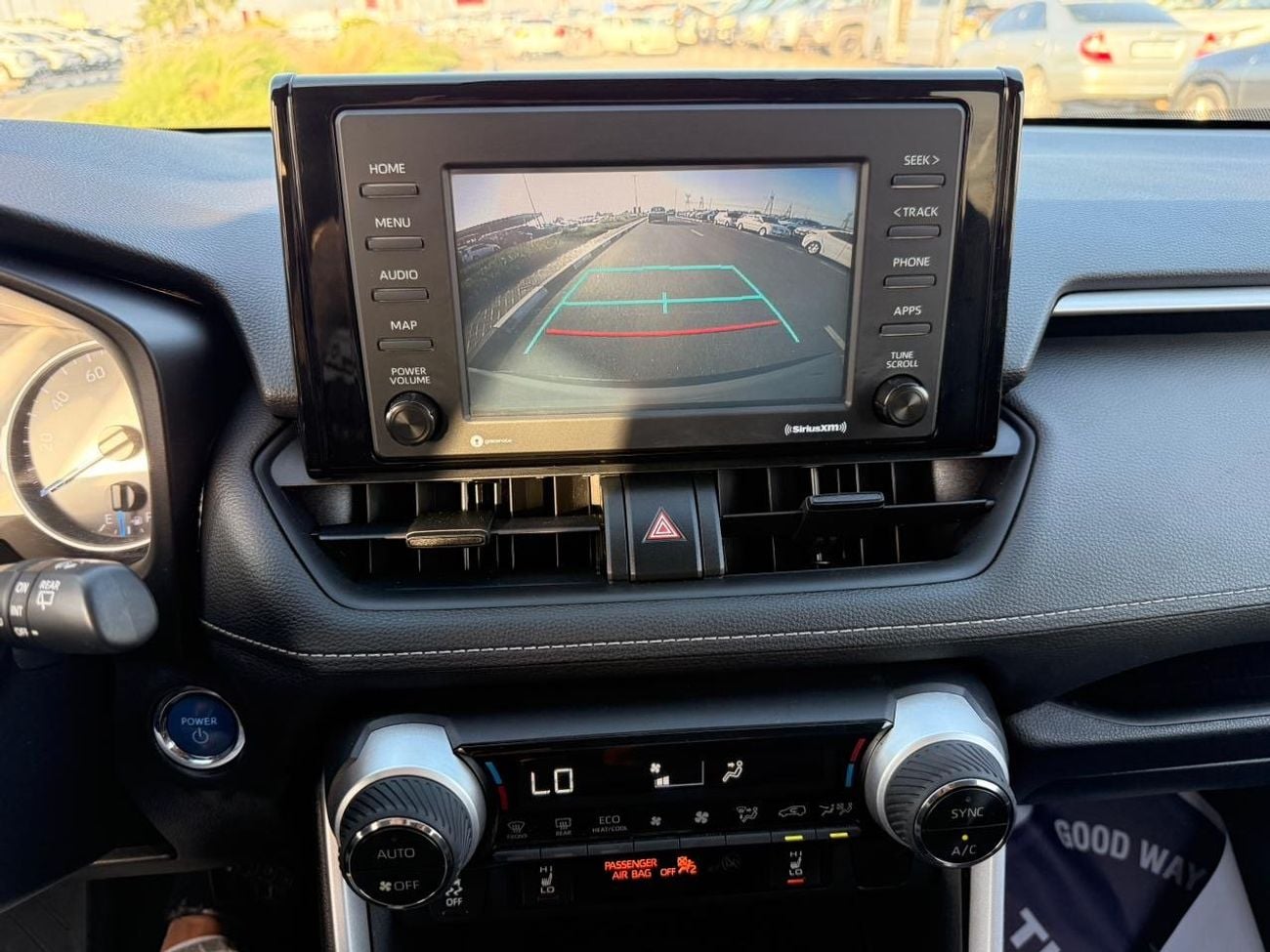 Toyota RAV4 Hybrid XLE 2.5L