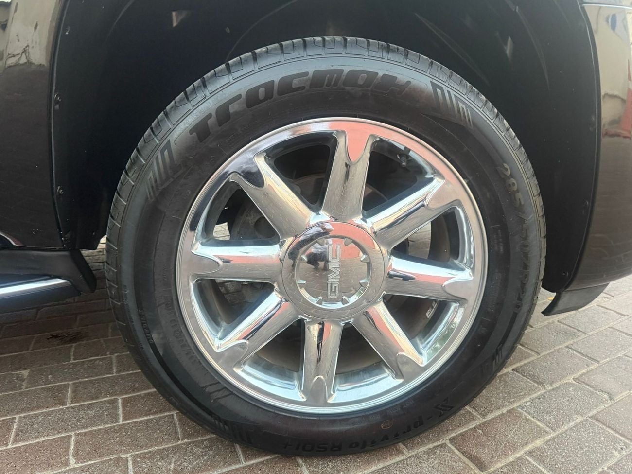 GMC Yukon DENALI