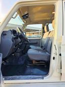 Toyota Land Cruiser Pick Up / DOUBLE CABIN / 4.2L V6 DIESEL M/T / LEATHER SEATS / DIFFLOCK , SNORKEL / 4WD (CODE # 68084)