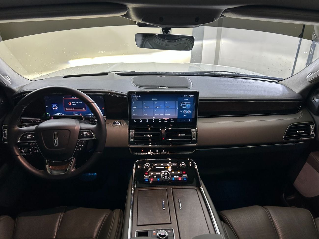 لينكولن نافيجاتور Presidential 3.5L