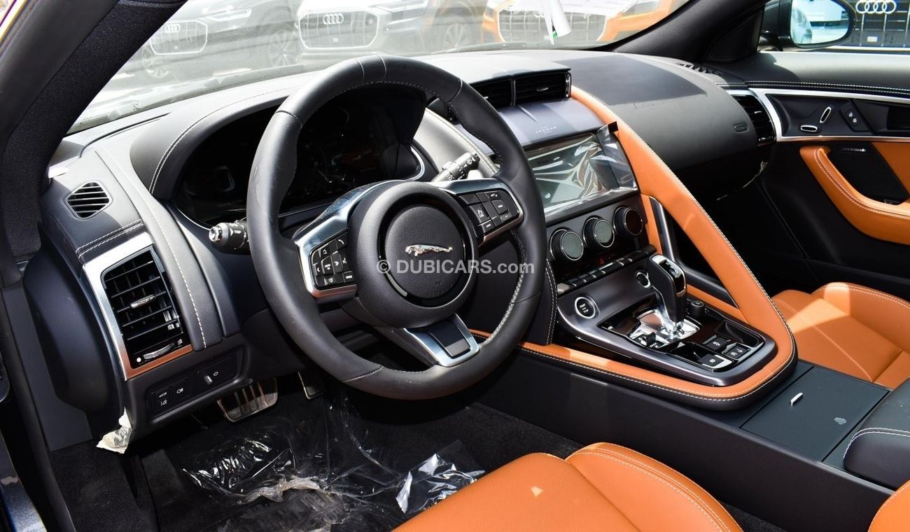 جاكوار F Type 2.0