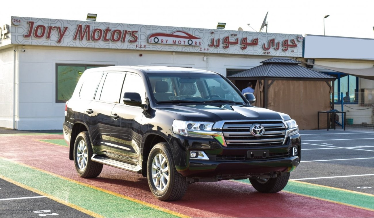 Toyota Land Cruiser VXR 5.7 V8