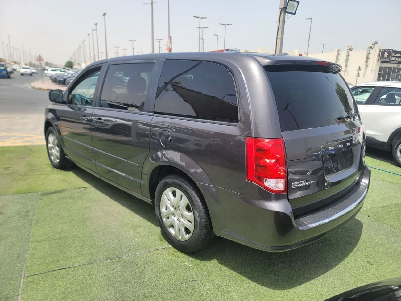 دودج جراند كارافان
