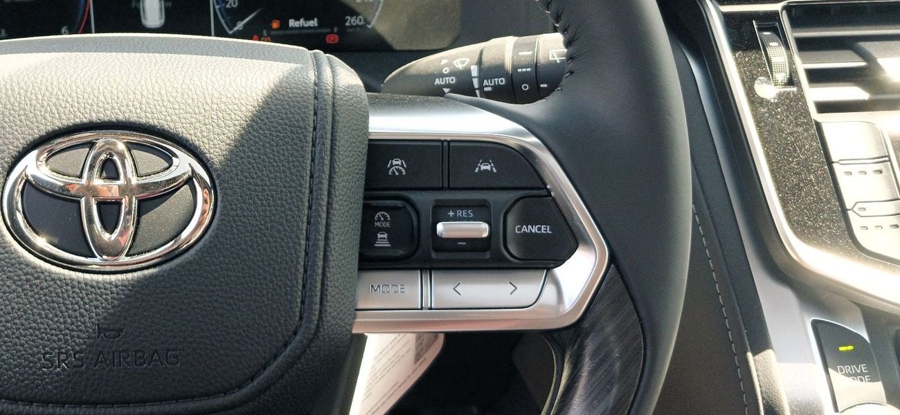 Toyota Land Cruiser Land Cruiser LC300 GR SPORT 3.3L Diesel 2026YM