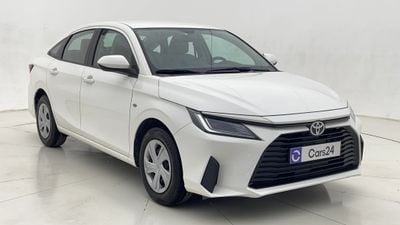 تويوتا يارس E 1.5 | بدون دفعة مقدمة | اختبار القيادة في المنزل