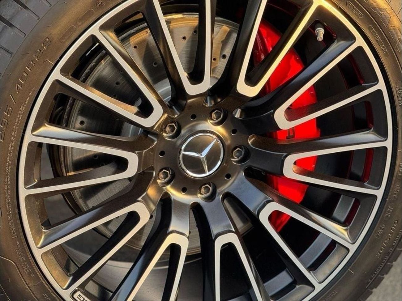 مرسيدس بنز G 63 AMG GCC SPEC UNDER WARRANTY AND SERVICE CONTRACT