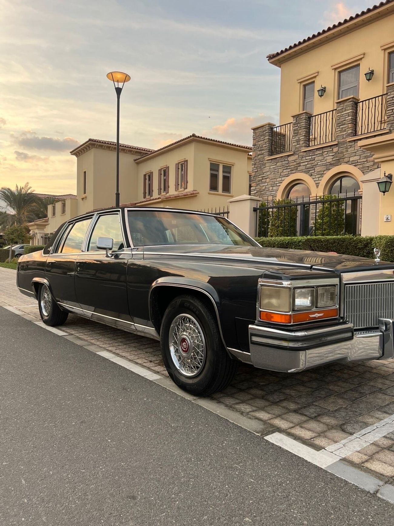 كاديلاك بروجهام 5.7L