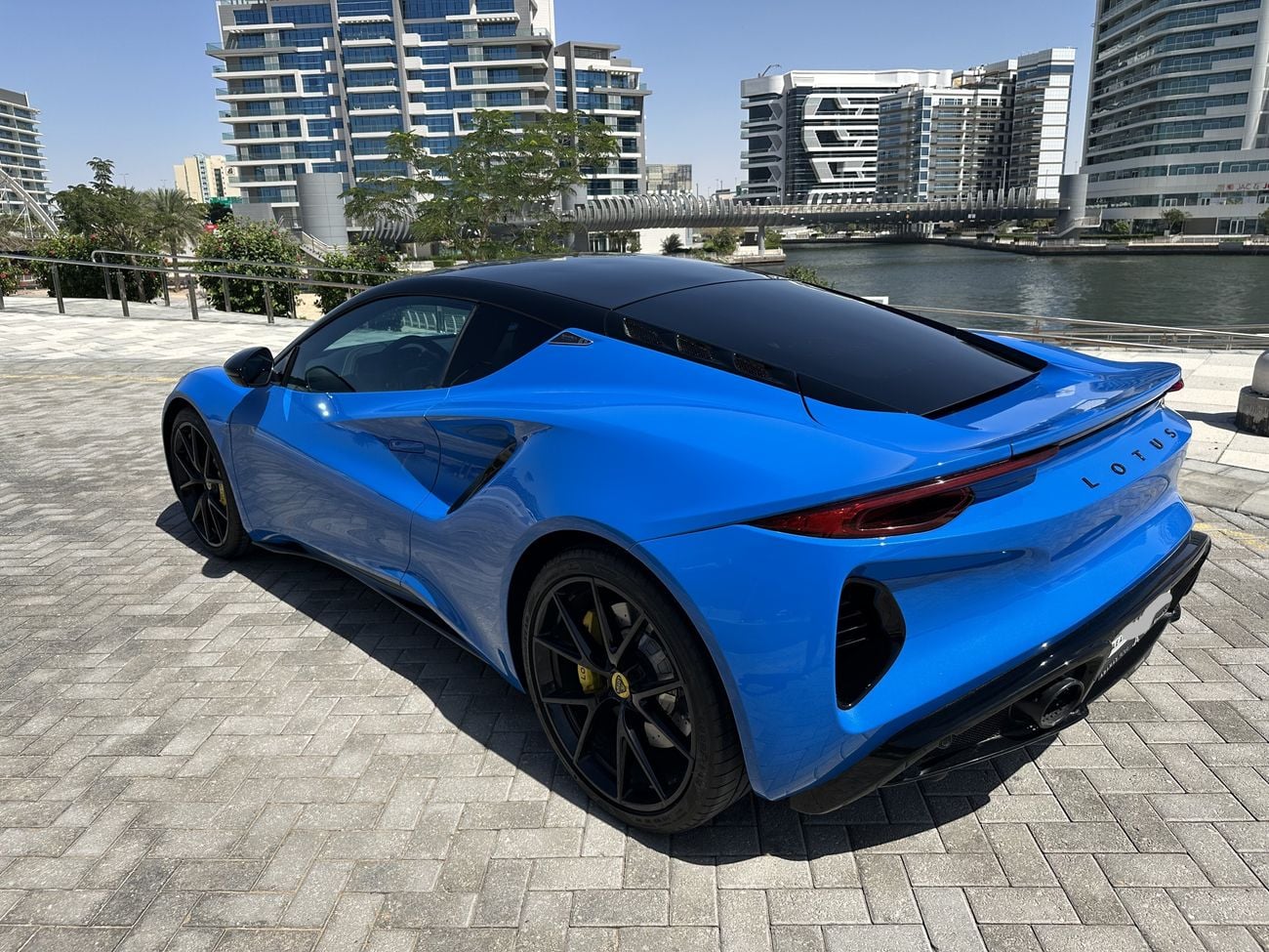 Lotus Emira 3.5L Supercharged Launch Edition
