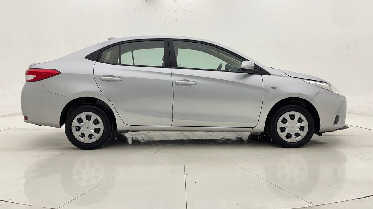 تويوتا يارس SE 1.5 | بدون دفعة مقدمة | اختبار القيادة في المنزل