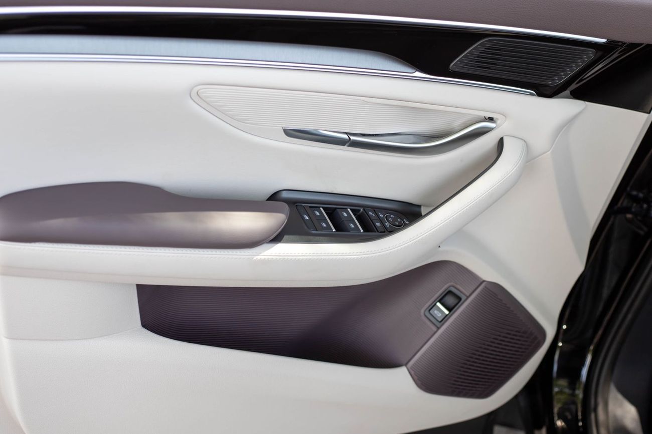 BYD Song Plus BYD Song Plus DM-i Highlights  PLUG-IN HYBRID 2025 (160KM)