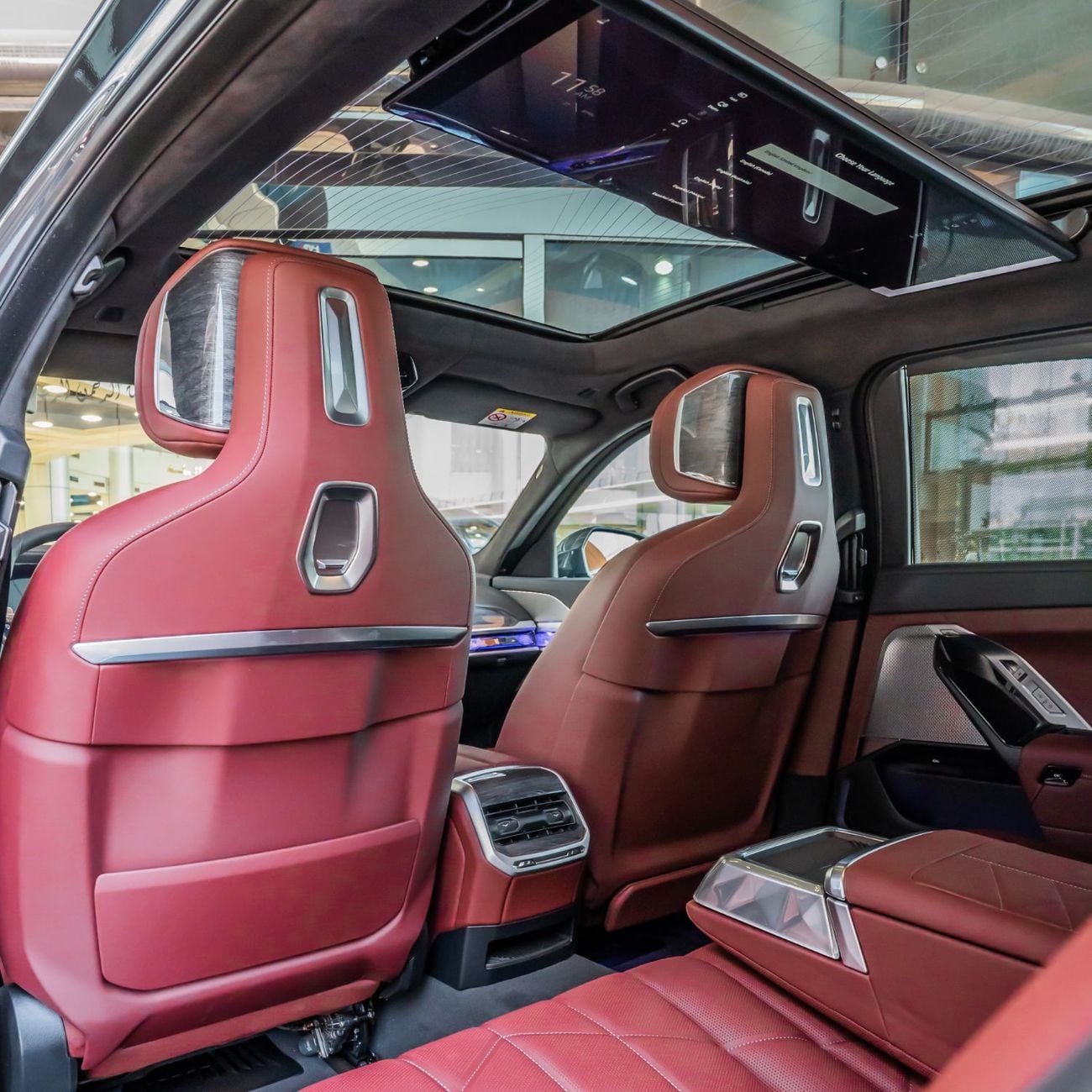 BMW 740i 2026  BMW 740i M SPORT GCC DONE ONLY 1000KM WITH WARRANTY + SERVICE TILL 2031