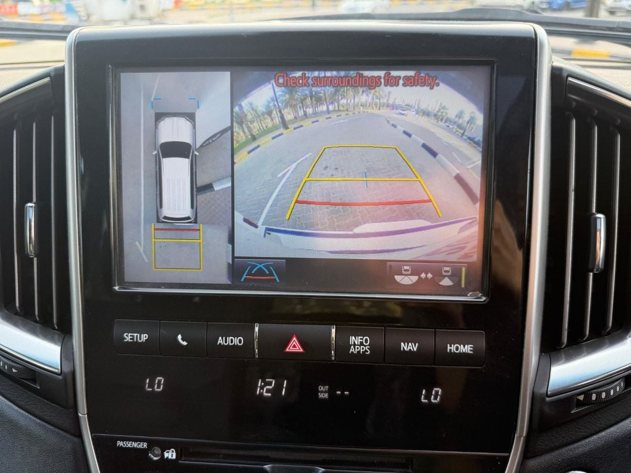 Toyota Land Cruiser Sahara